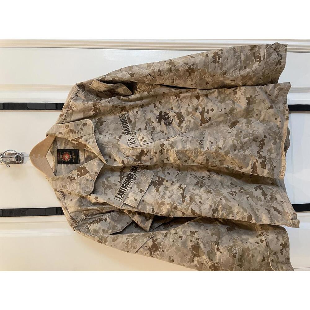 USMC Desert MARPAT Camouflage Blouse MCCUU Medium Regular EA